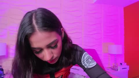    online show from 02.11.25