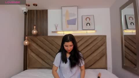 Snapshot of lucianasmith_ chatting on 03.03.25 Luci online show from 03.03.25