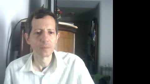 Snapshot of lucianoaxel chatting on 02.28.25 Luciano online show from 02.28.25
