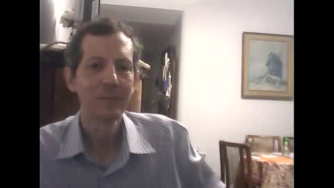 Snapshot of lucianoaxel chatting on 03.05.25 Luciano online show from 03.05.25