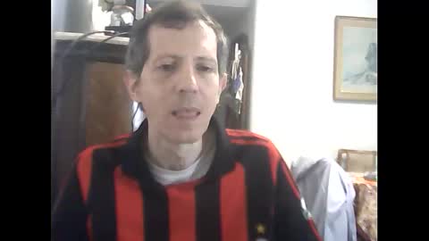 Snapshot of lucianoaxel chatting on 03.09.25 Luciano online show from 03.09.25