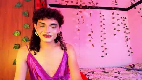 Snapshot of lucianromeo17 chatting on 09.26.25 Lucy or Lucian 3 Come to my social Links3 online show from 09.26.25