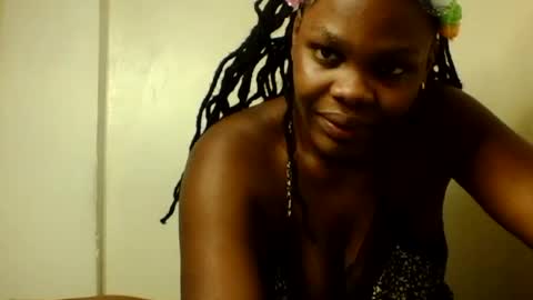 Snapshot of luciaresa chatting on 08.05.26 luciaresa online show from 08.05.26