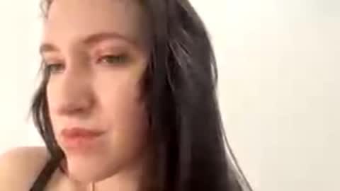 Mary online show from 11.11.25