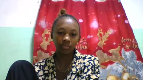 Snapshot of lucie196645 chatting on 06.19.26 lucie196645 online show from 06.19.26