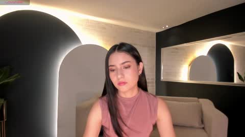 Lucie Martin online show from 04.05.26