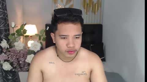 Luciferhotcum online show from 02.11.25