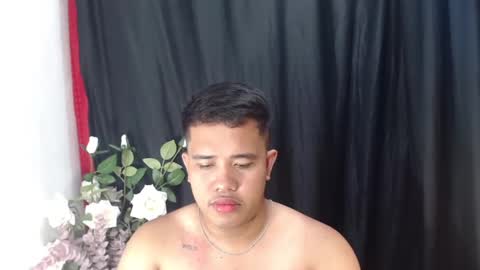 Luciferhotcum online show from 03.05.25