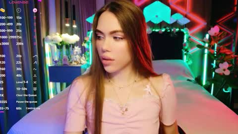 MimiFors online show from 10.14.25