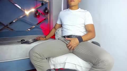 Leo online show from 03.16.26