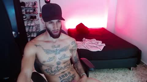 Snapshot of luciifer_hills chatting on 12.23.24 luciifer_hills online show from 12.23.24