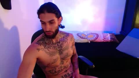 Snapshot of luciifer_hills chatting on 12.05.25 luciifer_hills online show from 12.05.25