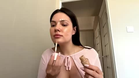 Snapshot of lucilabobadilla chatting on 07.30.26 Lucy online show from 07.30.26