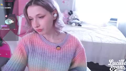 Lucy UwU online show from 02.05.26