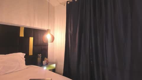 Snapshot of lucio__fox chatting on 12.05.25 Lucio online show from 12.05.25