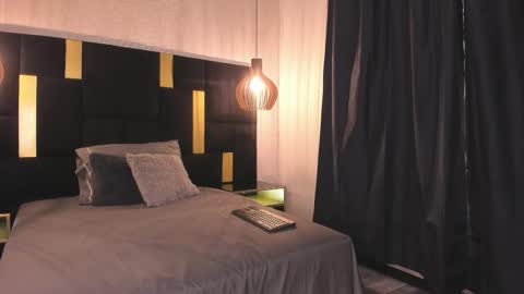 Snapshot of lucio__fox chatting on 01.15.26 Lucio online show from 01.15.26