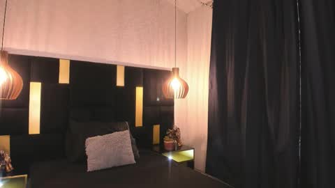 Snapshot of lucio__fox chatting on 02.01.26 Lucio online show from 02.01.26