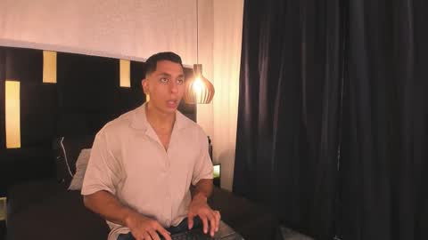 Snapshot of lucio__fox chatting on 02.03.26 Lucio online show from 02.03.26