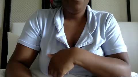 Snapshot of luciousblack chatting on 02.21.25 Kyla online show from 02.21.25