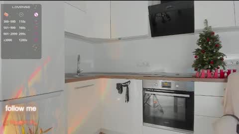 lucky__lady_ online show from 12.21.24