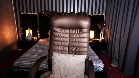 Lucky Rita online show from 12.22.24