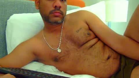 Snapshot of luckyfinalone chatting on 10.04.25 luckyfinalone online show from 10.04.25