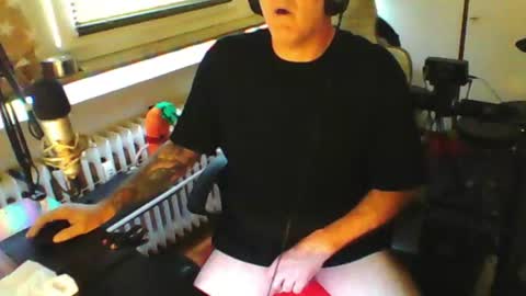 Snapshot of luckyfreak1 chatting on 07.12.26 call me Stefan online show from 07.12.26