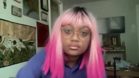 Snapshot of luckylaci777 chatting on 09.29.25 luckylaci777 online show from 09.29.25