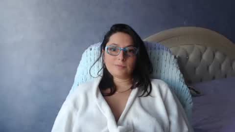 Snapshot of luckylinda23 chatting on 10.17.25 luckylinda23 online show from 10.17.25
