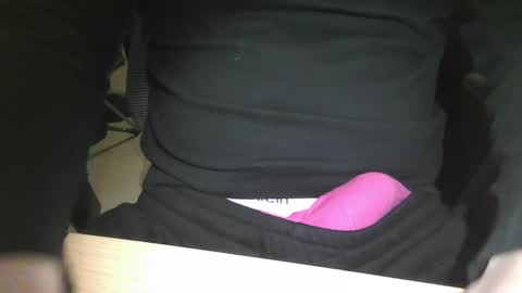 Snapshot of luckyluuk69 chatting on 12.02.24 Luuk online show from 12.02.24