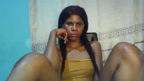 Snapshot of luckymadequeen chatting on 01.19.25 Gloria online show from 01.19.25