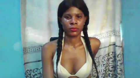 Snapshot of luckymadequeen chatting on 01.19.25 Gloria online show from 01.19.25