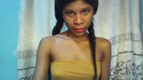 Snapshot of luckymadequeen chatting on 01.20.25 Gloria online show from 01.20.25