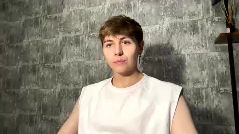 Snapshot of luckymenchik chatting on 11.11.25 Ricky online show from 11.11.25