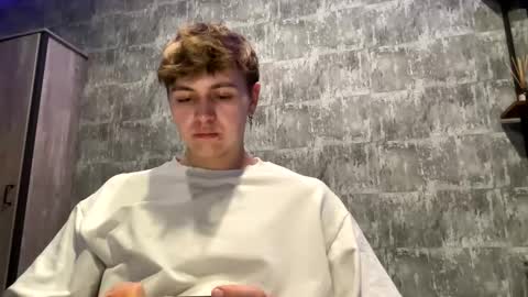 Snapshot of luckymenchik chatting on 11.14.25 Ricky online show from 11.14.25