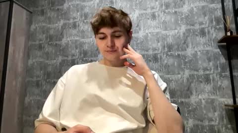 Snapshot of luckymenchik chatting on 11.15.25 Ricky online show from 11.15.25