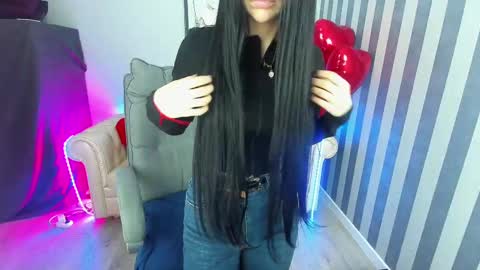 Monika online show from 02.13.25