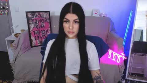 Monika online show from 10.23.25