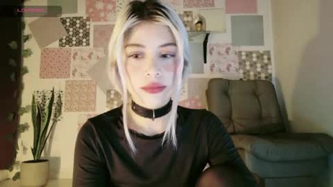 Snapshot of luckysapphire777 chatting on 05.04.26 luckysapphire777 online show from 05.04.26