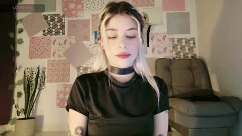 Snapshot of luckysapphire777 chatting on 06.06.26 luckysapphire777 online show from 06.06.26