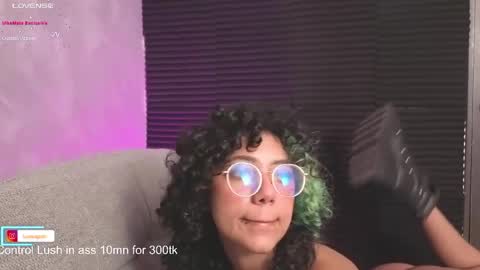 Snapshot of luckyswagson chatting on 04.25.26 Luanis online show from 04.25.26