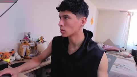 Lu Independent Model online show from 03.20.26