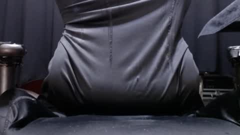 Snapshot of lucretiasissygothic chatting on 12.15.25 lucretiasissygothic online show from 12.15.25