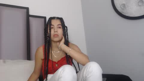 Snapshot of lucy__23 chatting on 12.16.25 online show from 12.16.25