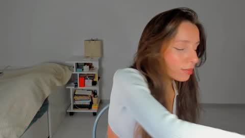 Snapshot of lucy__ray chatting on 02.05.26 lucy__ray online show from 02.05.26
