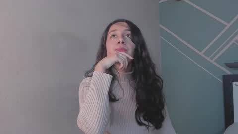 Lucy Herrera online show from 10.11.25