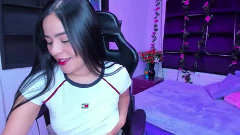 lucy_brunno online show from 12.18.25