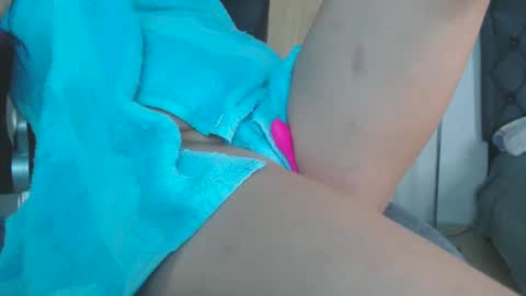 Snapshot of lucy_chanell chatting on 12.24.24 lucy online show from 12.24.24