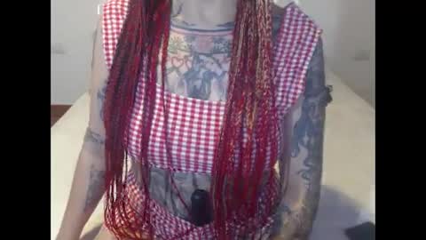 Snapshot of lucy_dreams69 chatting on 01.18.25 Lucia online show from 01.18.25