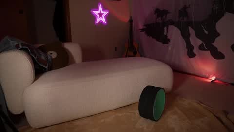 Snapshot of lucy_gooosey chatting on 02.17.25 Lucy. online show from 02.17.25